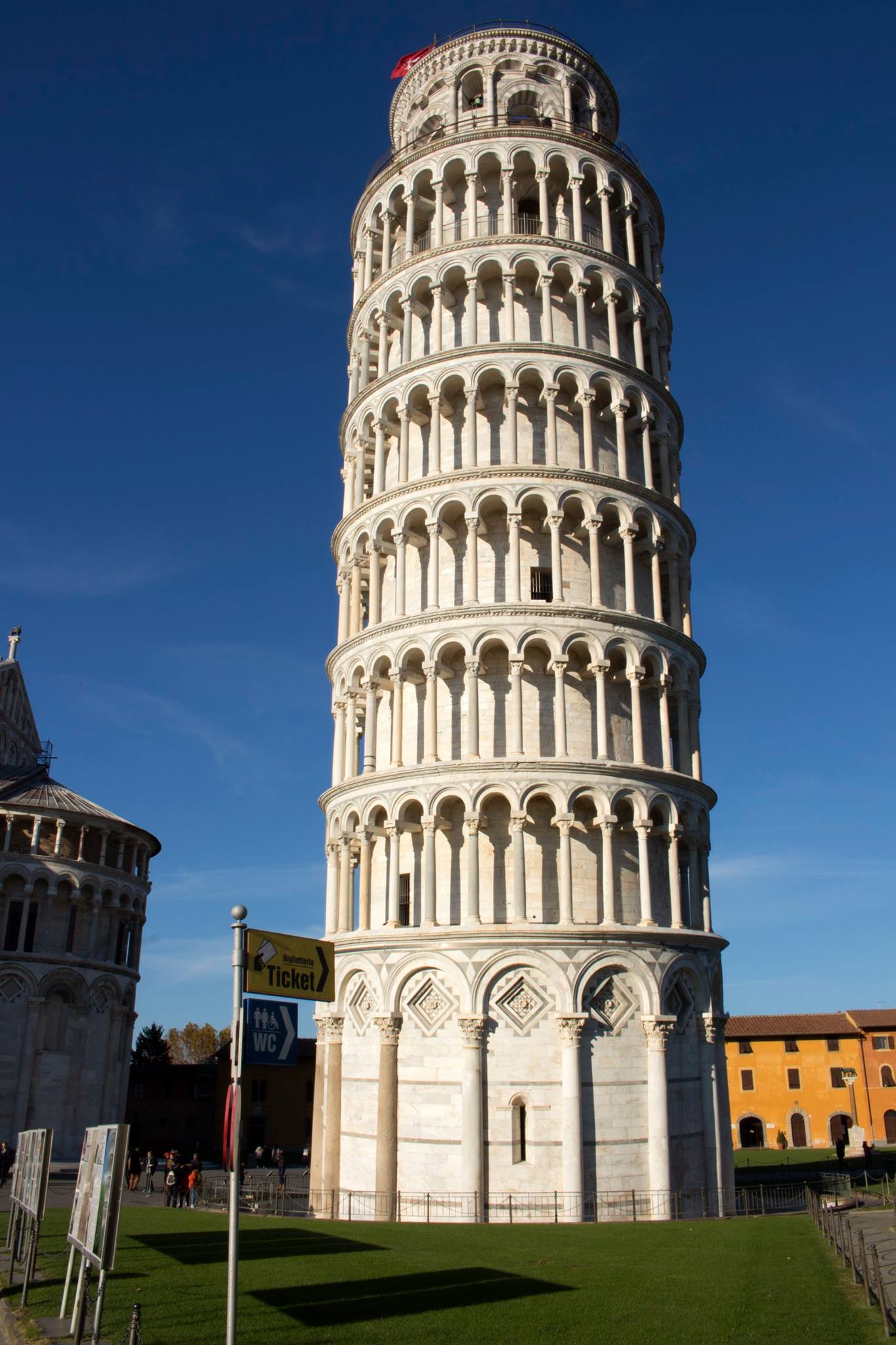 Leaning Tower of Pisa